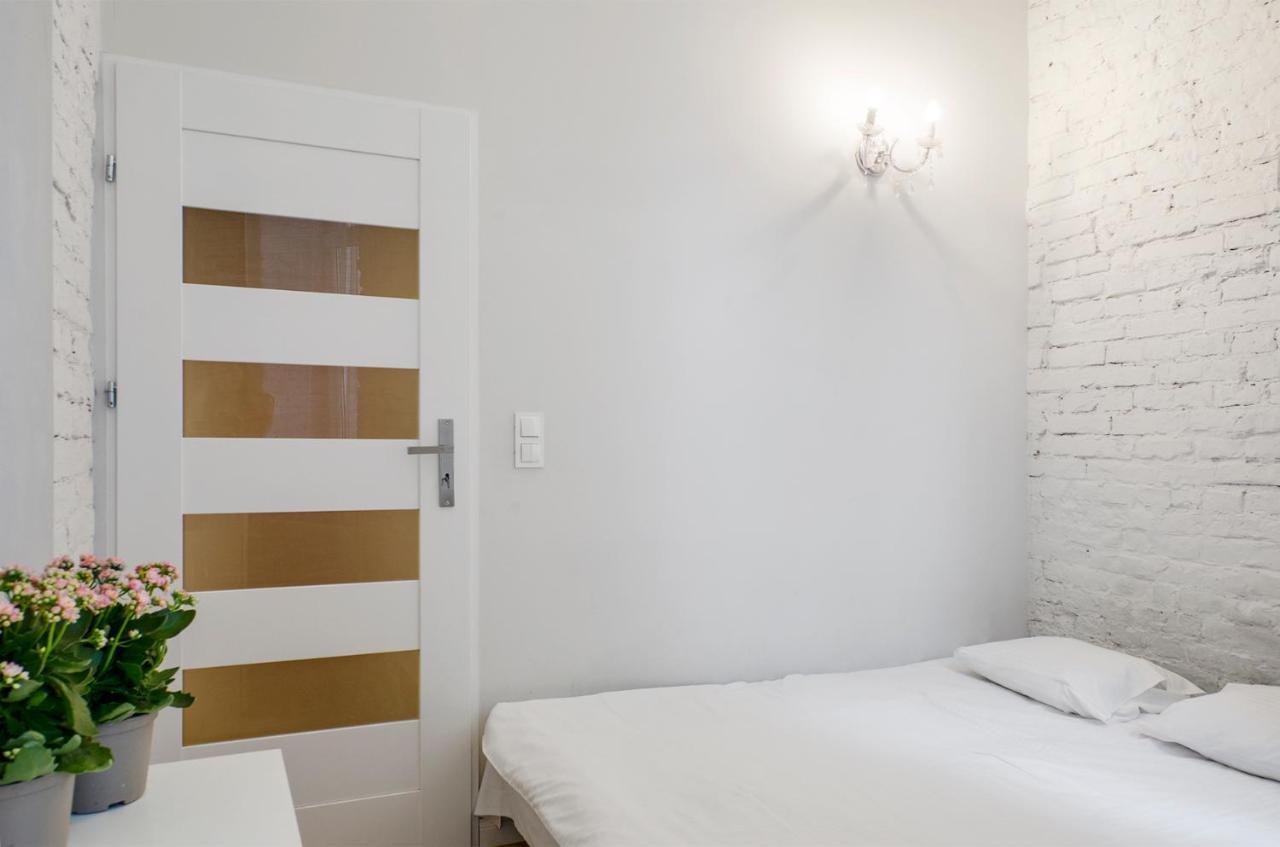 Standard Apartment On 6 Sierpnia Łódź Exterior foto